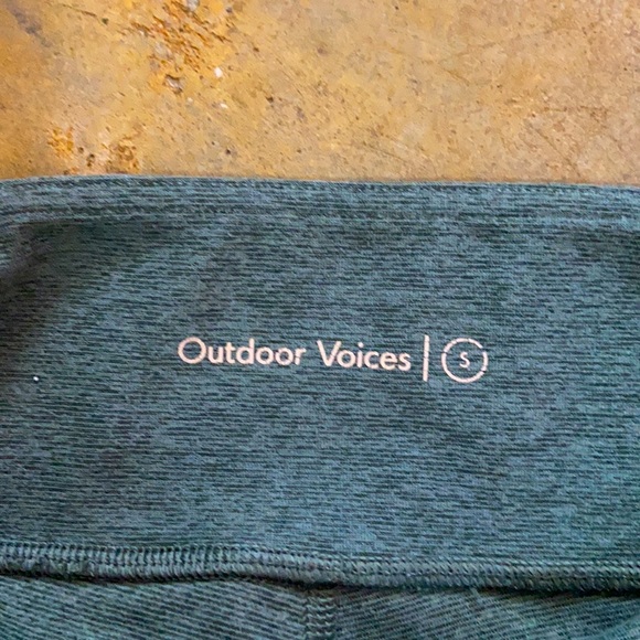 Outdoor voices OV green color block 7/8 leggings - Picture 3 of 5